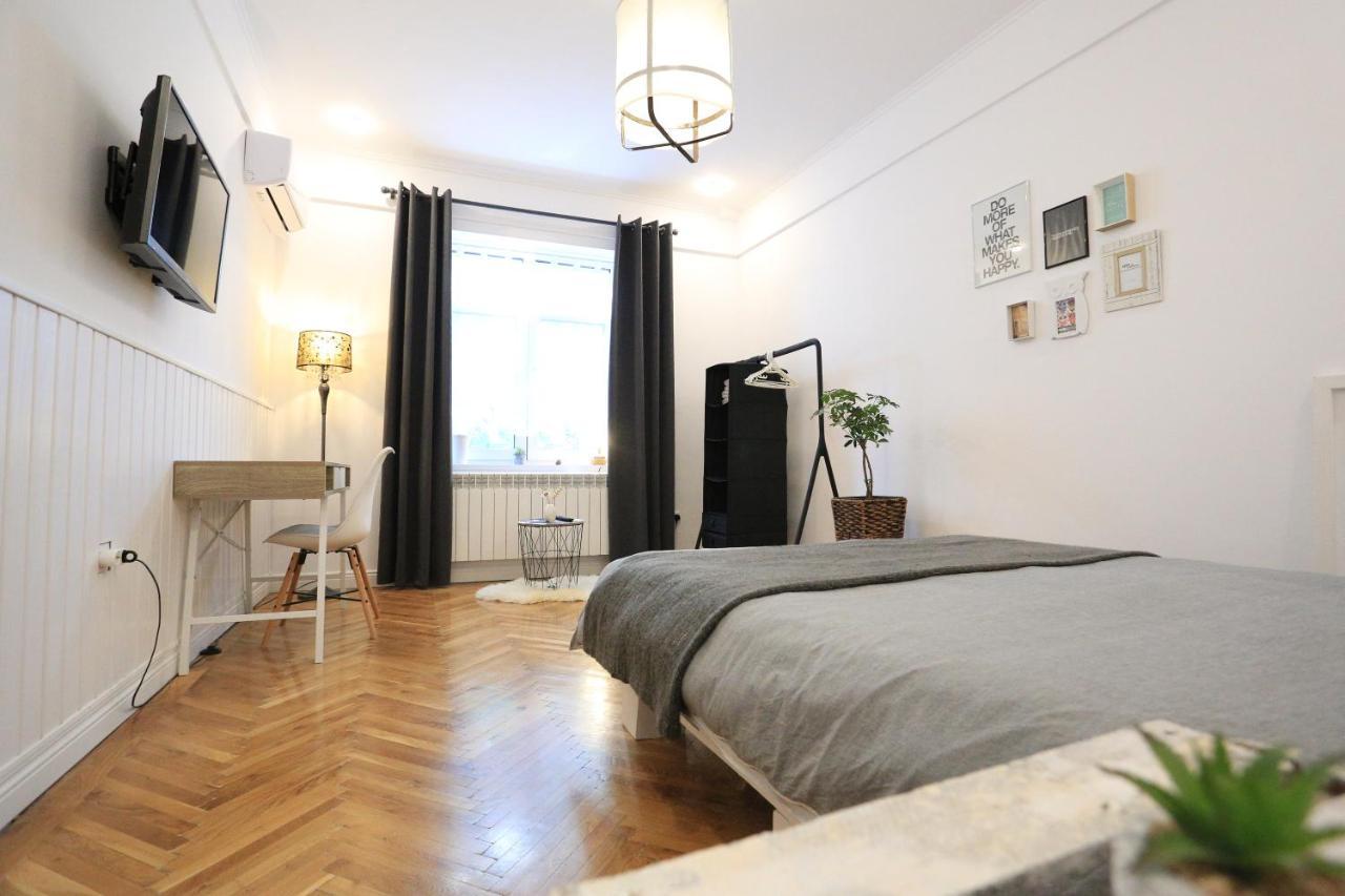 Appartement Ceronav Citycenter Galati, Disscount On Google! Extérieur photo